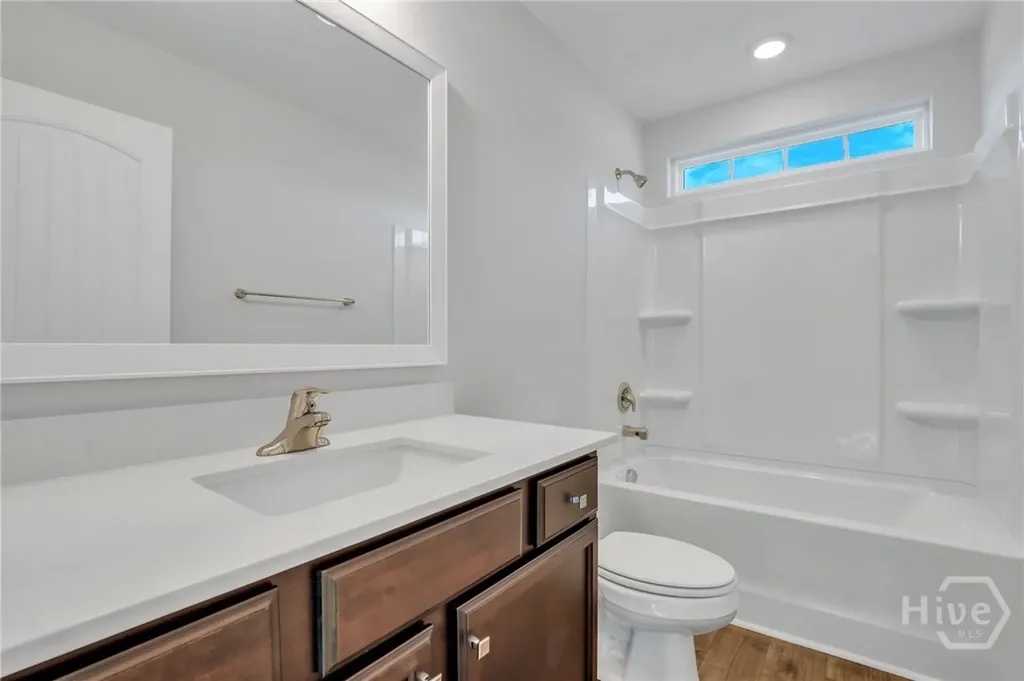 10 Ashmont Street Savannah GA 31407