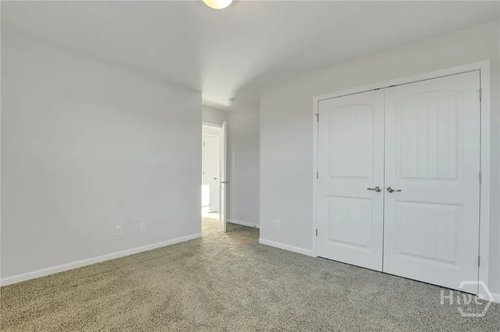 10 Ashmont Street Savannah GA 31407