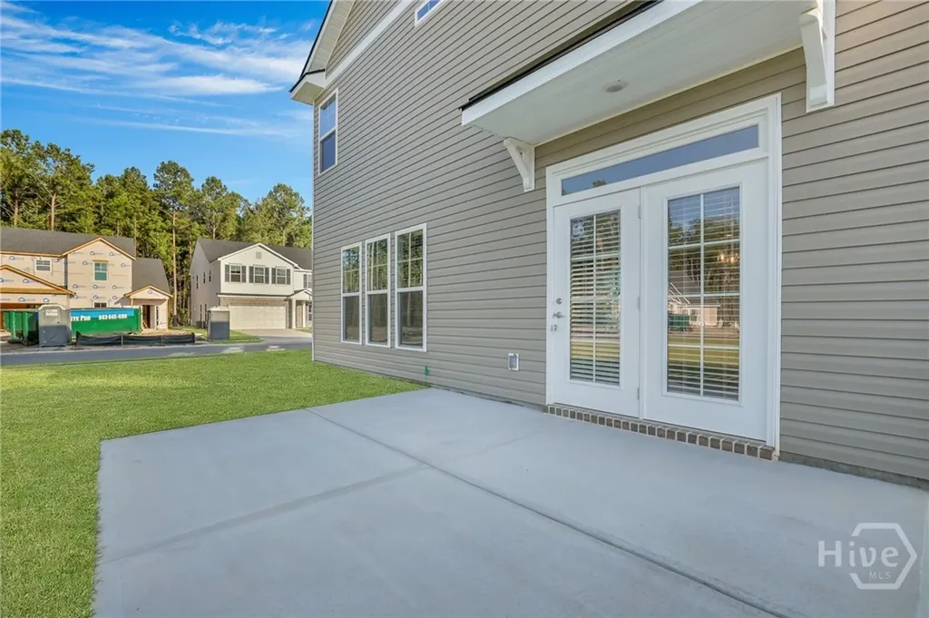 10 Ashmont Street Savannah GA 31407