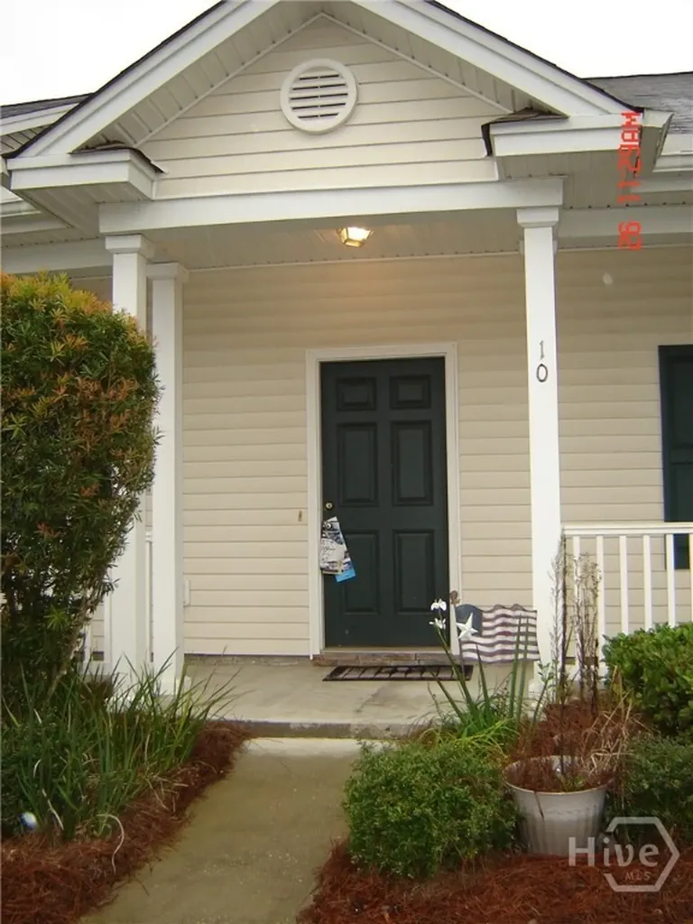 10 Travertine Circle Savannah GA 31419