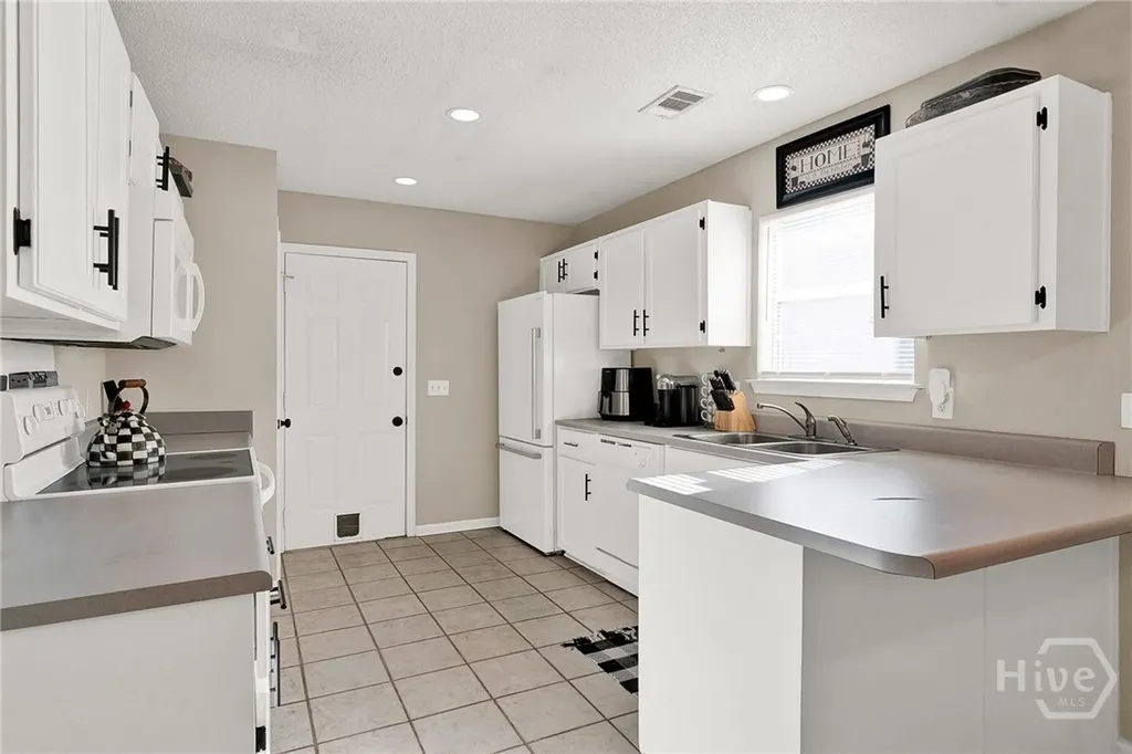 117 Chapel Drive Savannah GA 31406