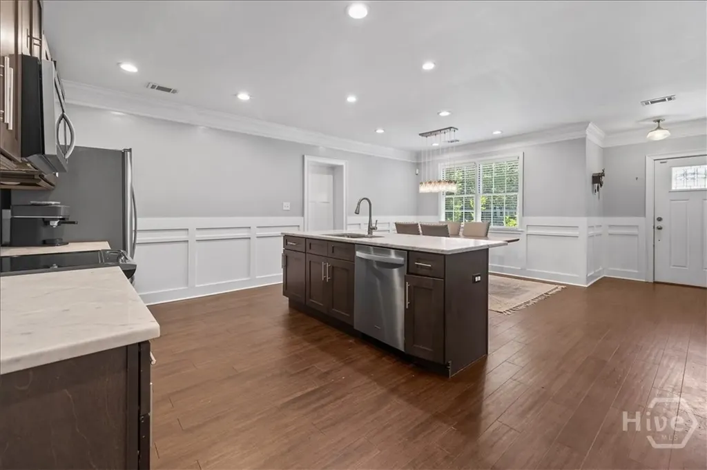 516 E 58th Street Savannah GA 31405