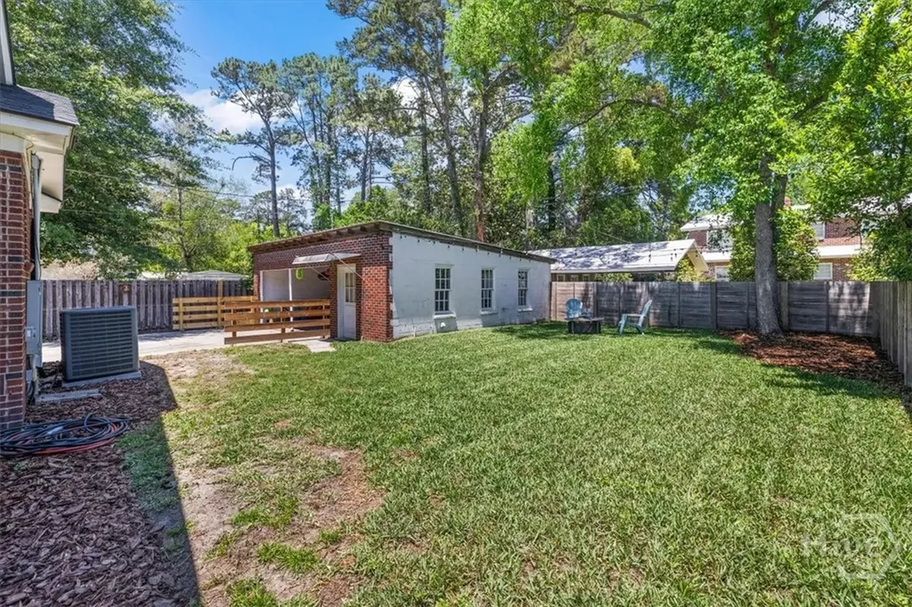 516 E 58th Street Savannah GA 31405