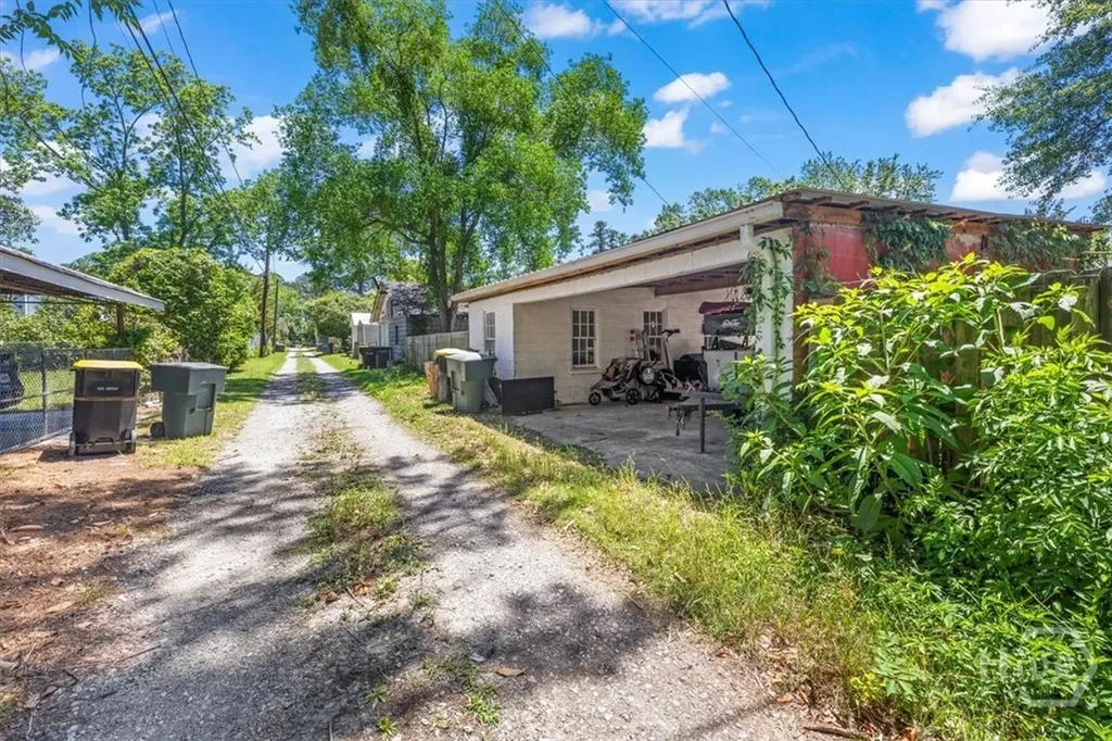 516 E 58th Street Savannah GA 31405
