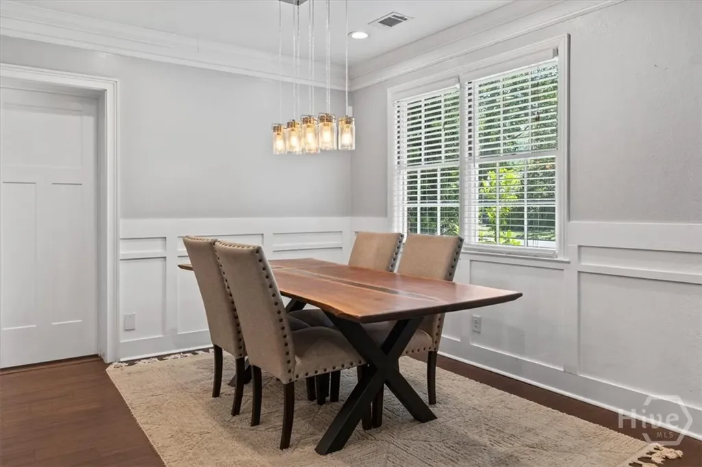 516 E 58th Street Savannah GA 31405