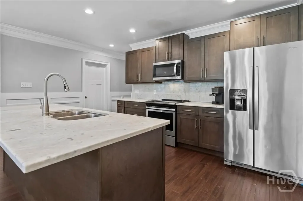 516 E 58th Street Savannah GA 31405