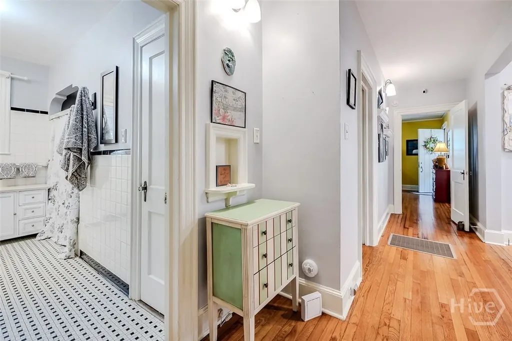 709 E 52nd Street Savannah GA 31405