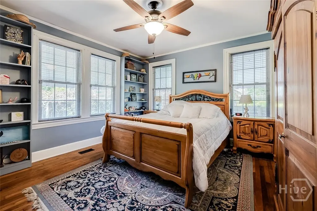 709 E 52nd Street Savannah GA 31405
