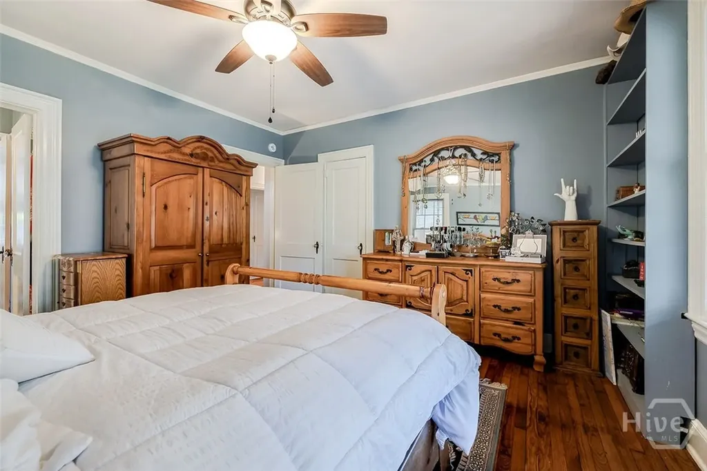 709 E 52nd Street Savannah GA 31405