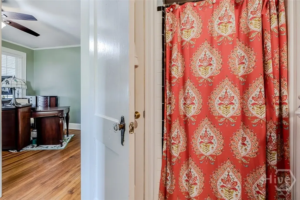 709 E 52nd Street Savannah GA 31405