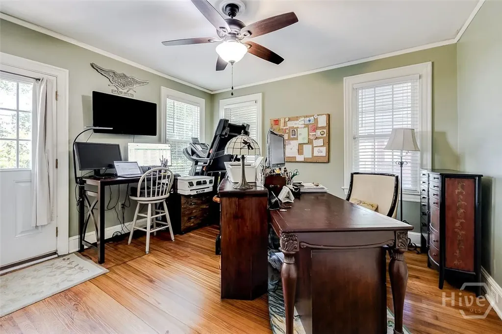 709 E 52nd Street Savannah GA 31405