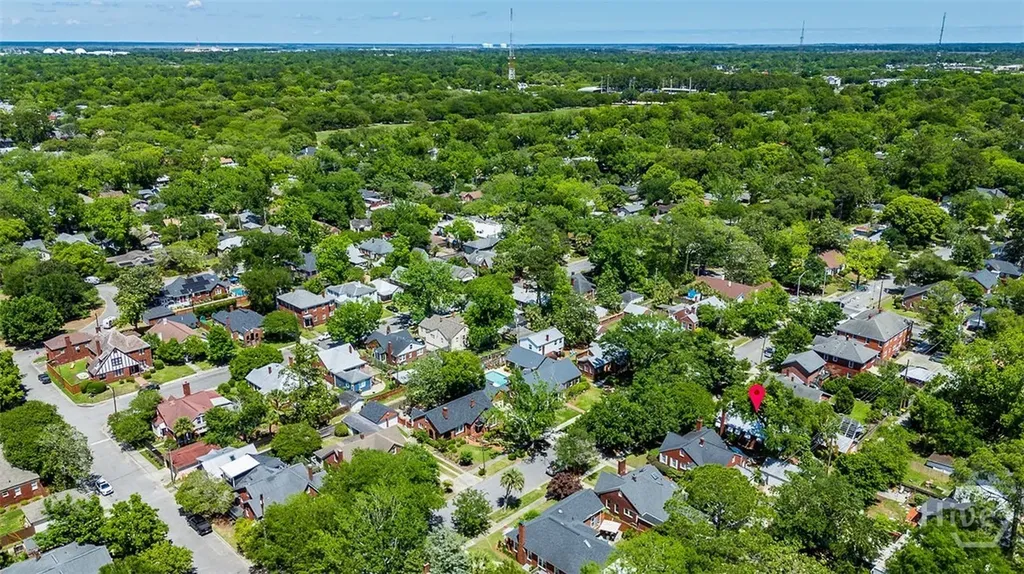 709 E 52nd Street Savannah GA 31405