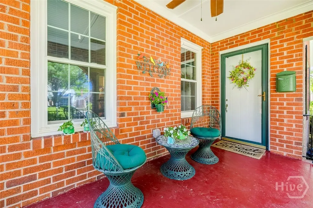 709 E 52nd Street Savannah GA 31405