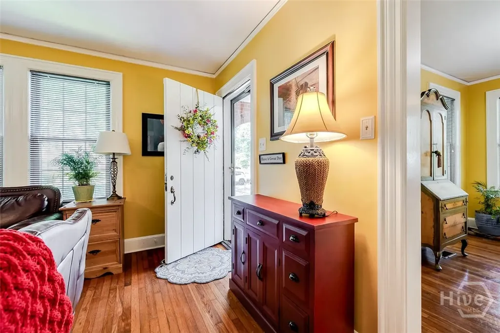 709 E 52nd Street Savannah GA 31405