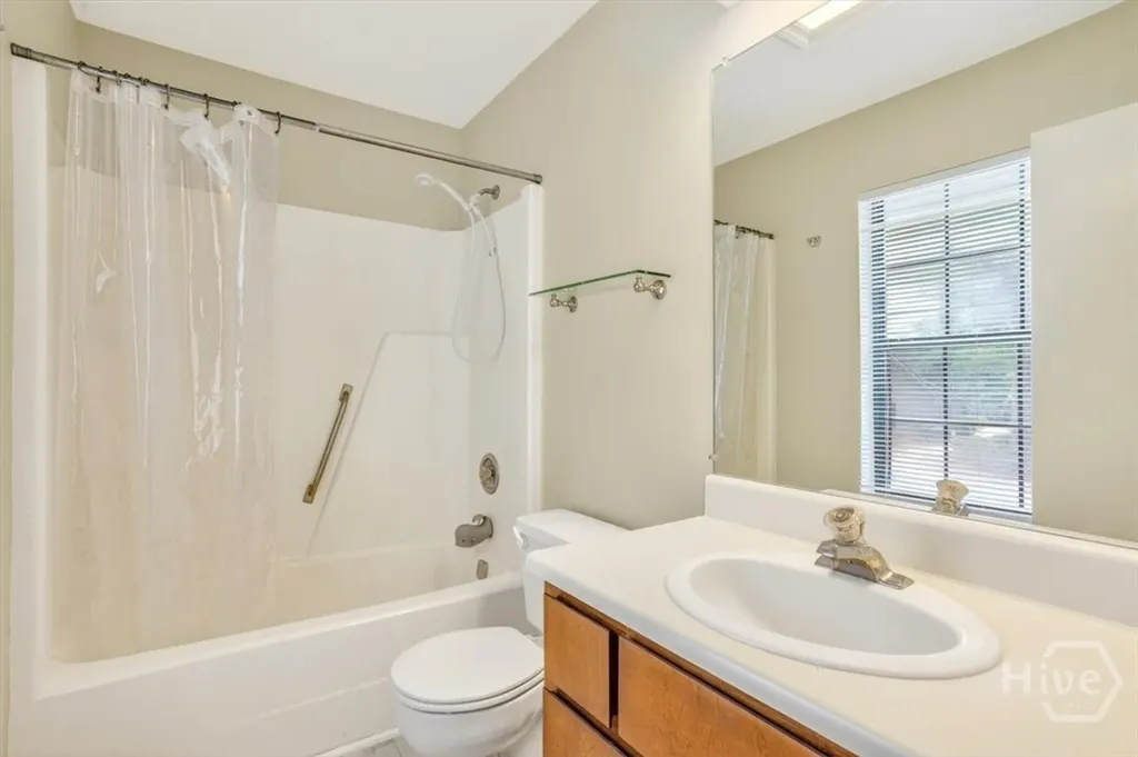 15 Hidden Lake Court Savannah GA 31419