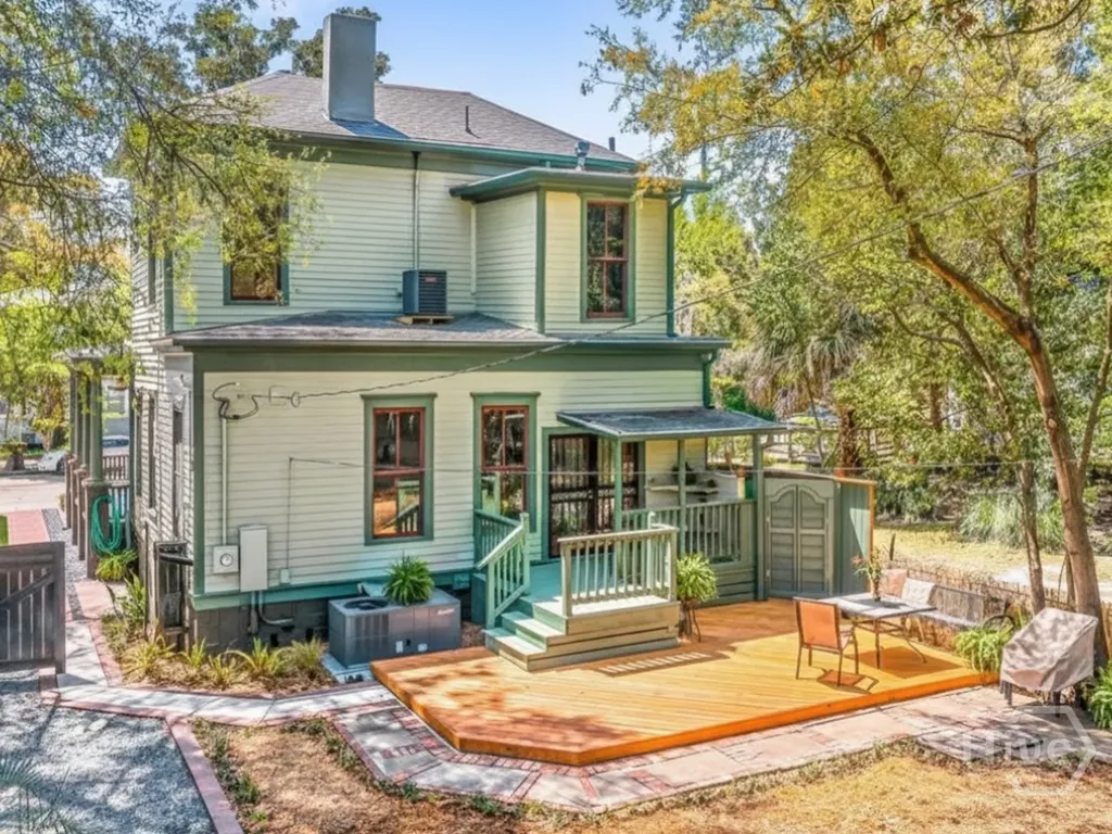212 W 40th Street Savannah GA 31401