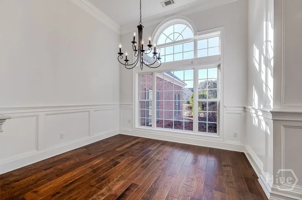 389 Chastain Circle Richmond Hill GA 31324