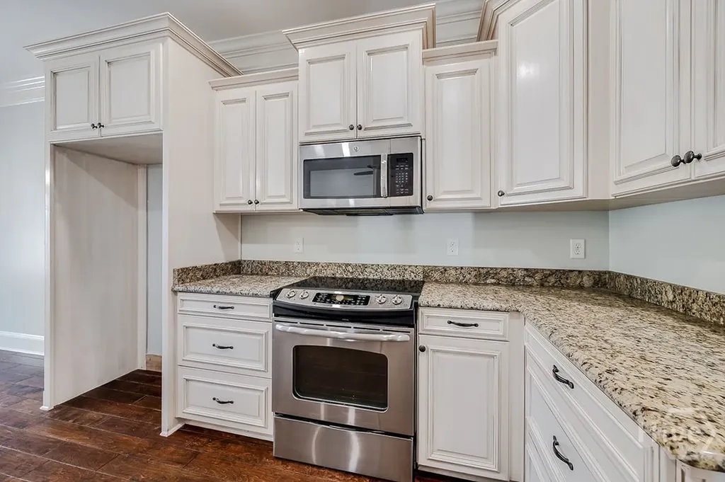 389 Chastain Circle Richmond Hill GA 31324