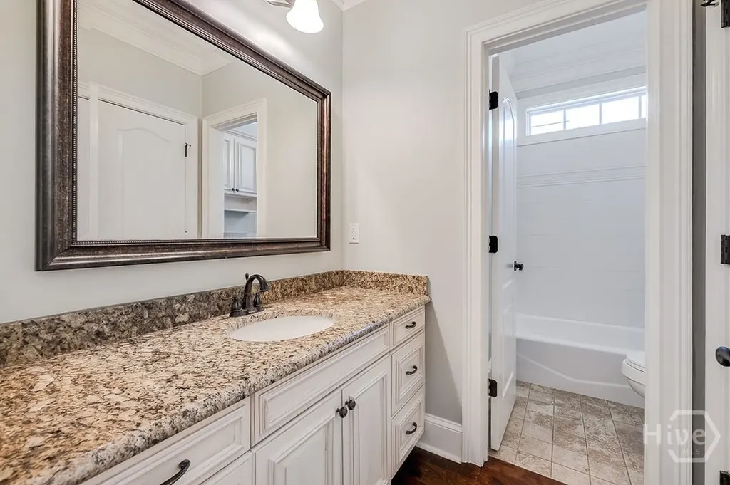 389 Chastain Circle Richmond Hill GA 31324