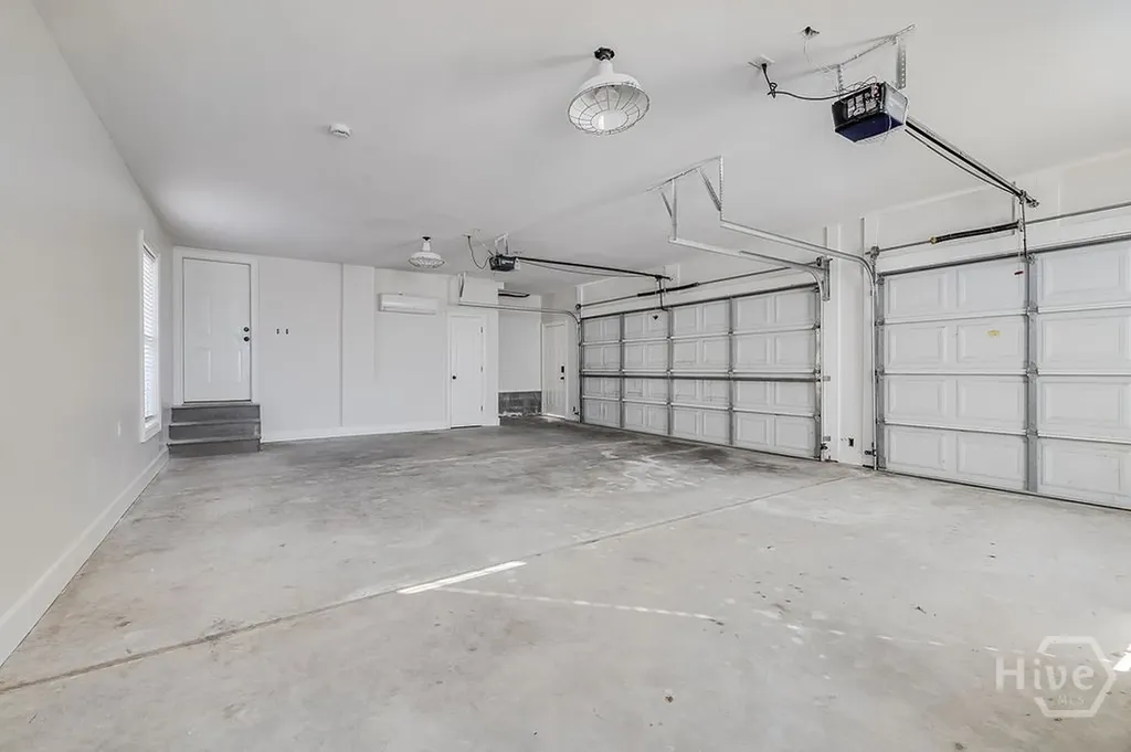 389 Chastain Circle Richmond Hill GA 31324