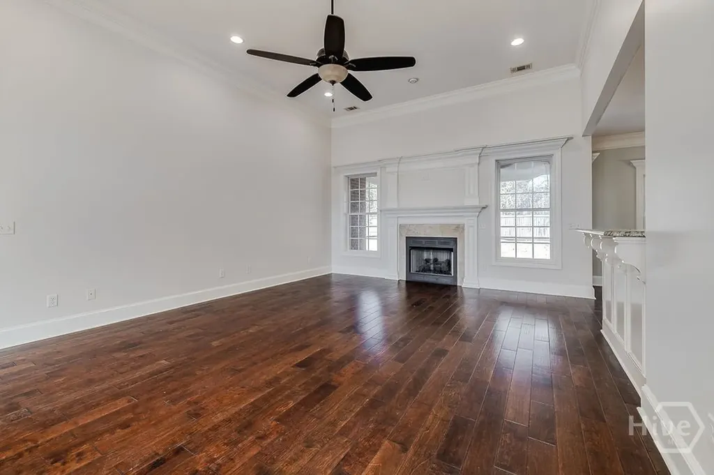 389 Chastain Circle Richmond Hill GA 31324