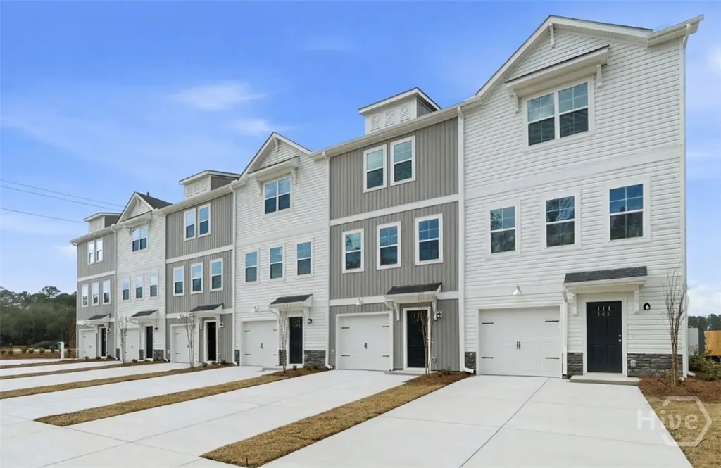 27 Simms Way Hinesville GA 31313