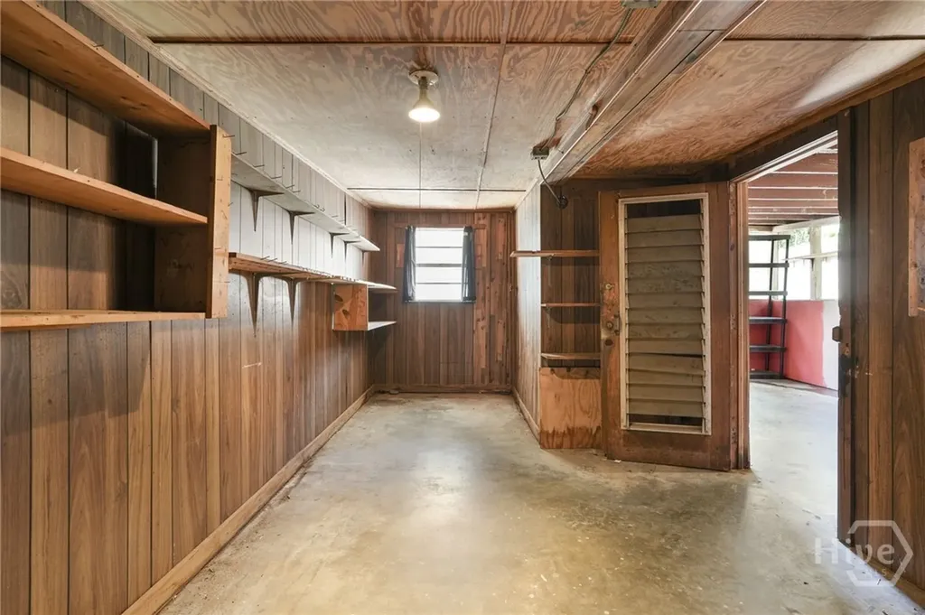 1217 E Derenne Avenue Savannah GA 31406