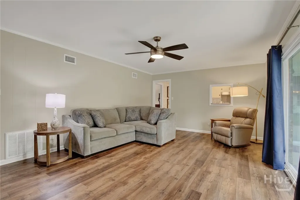 1908 Colonial Drive Savannah GA 31406