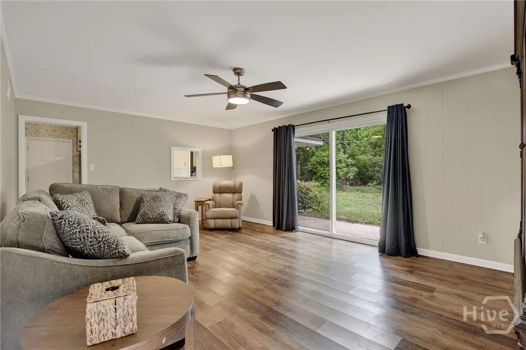 1908 Colonial Drive Savannah GA 31406