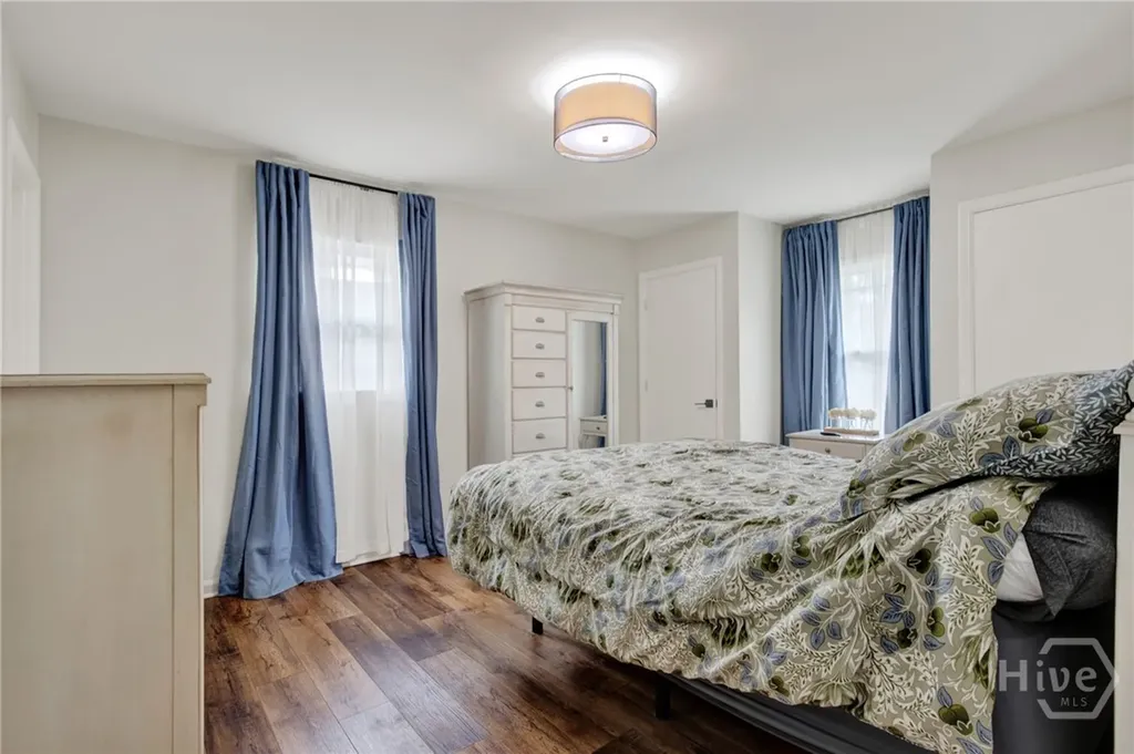 1908 Colonial Drive Savannah GA 31406