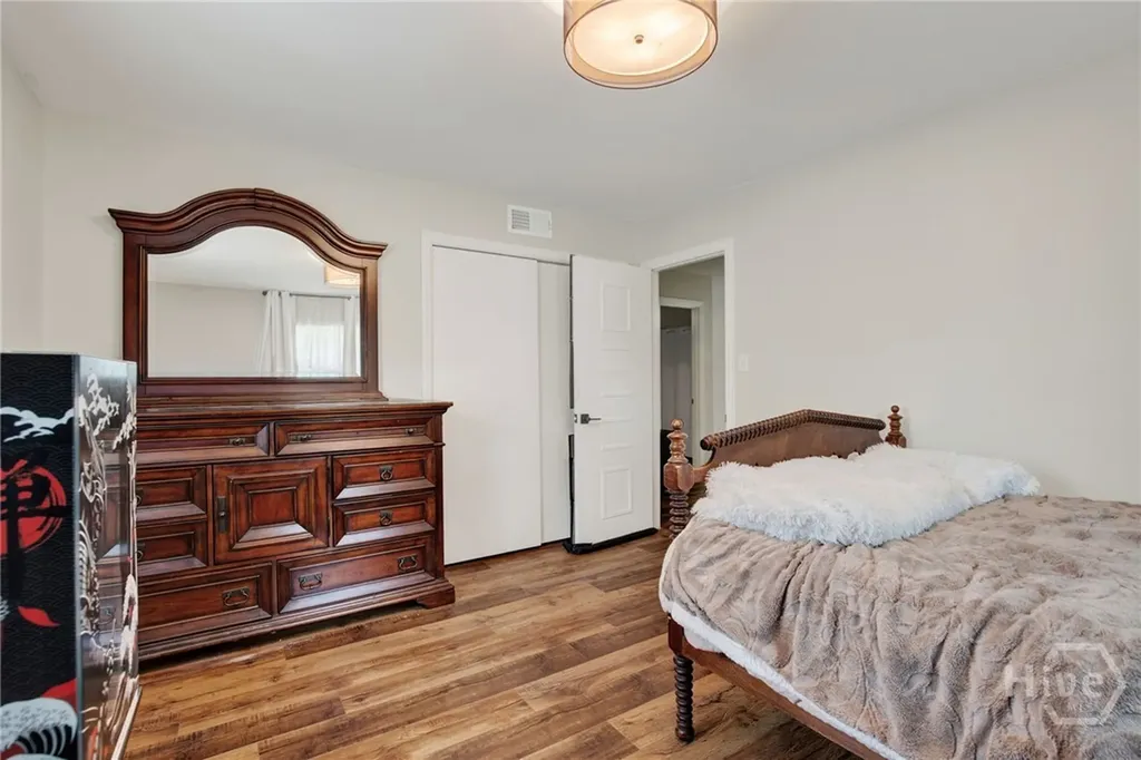 1908 Colonial Drive Savannah GA 31406