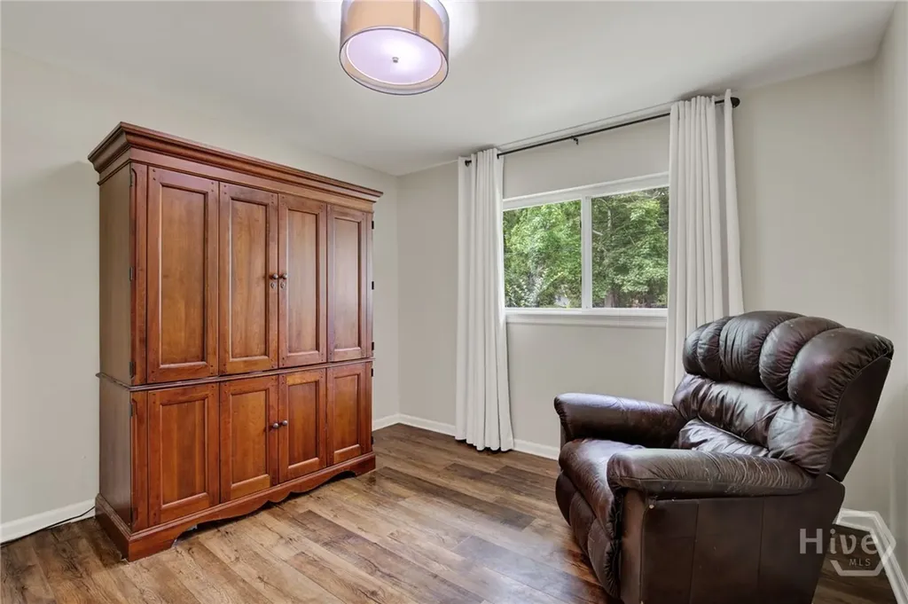 1908 Colonial Drive Savannah GA 31406