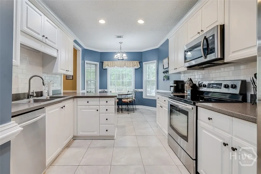 111 Golden Gate Drive Pooler GA 31322
