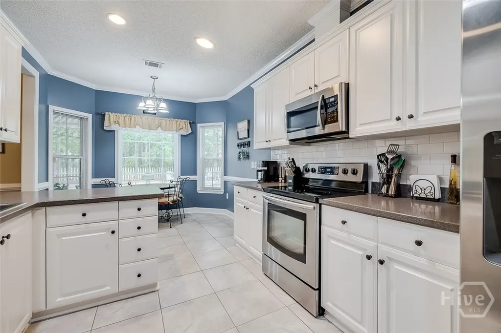111 Golden Gate Drive Pooler GA 31322