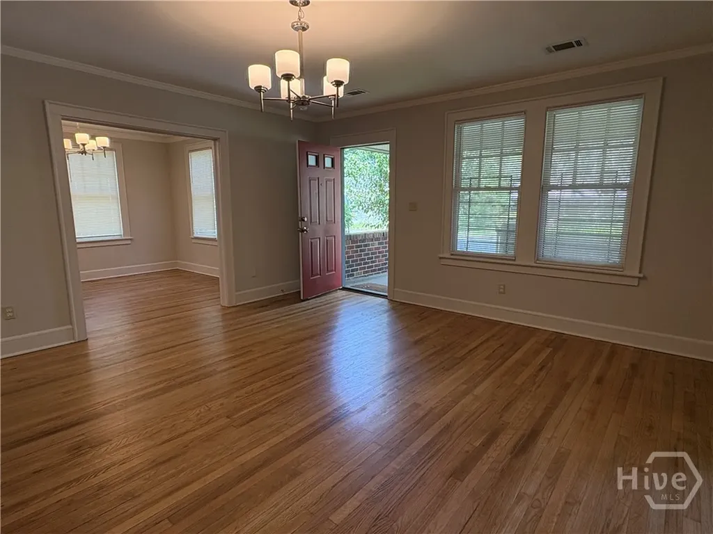 809 E 32 Street Savannah GA 31401