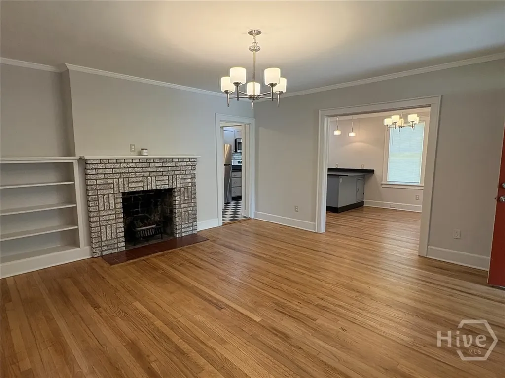809 E 32 Street Savannah GA 31401