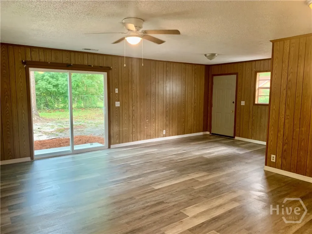 416 Rogers Drive Hinesville GA 31313