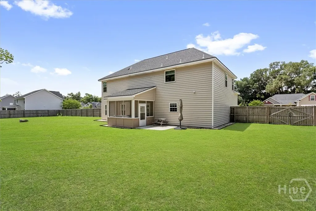 95 Flemington Oaks Drive Hinesville GA 31313
