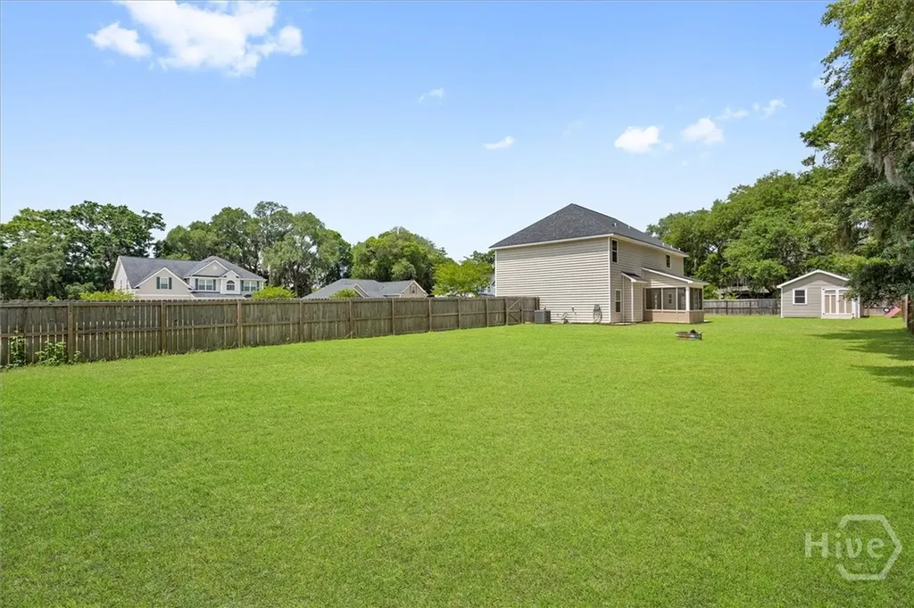 95 Flemington Oaks Drive Hinesville GA 31313