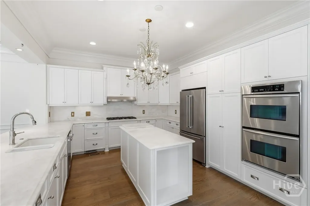 10 Turnbull Lane Savannah GA 31410