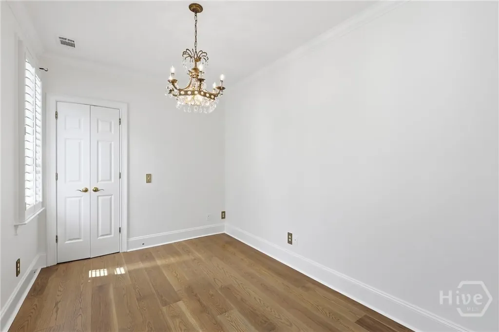 10 Turnbull Lane Savannah GA 31410