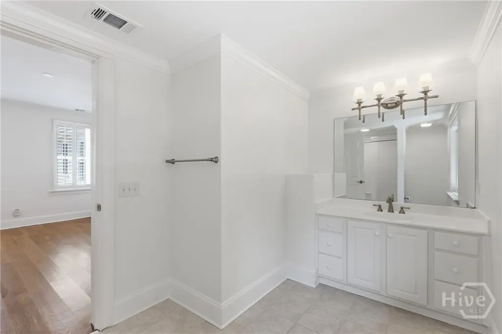 10 Turnbull Lane Savannah GA 31410