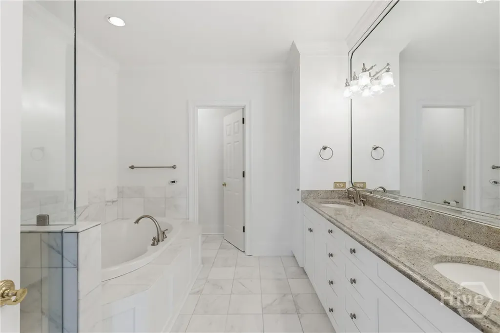 10 Turnbull Lane Savannah GA 31410