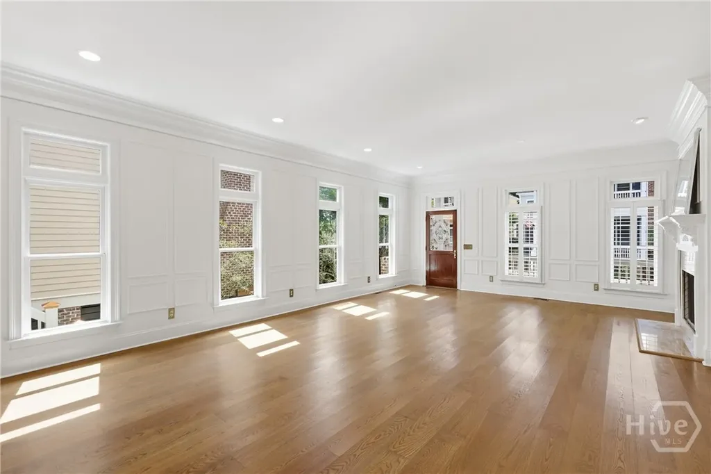 10 Turnbull Lane Savannah GA 31410