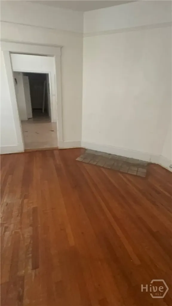 512 W 44th Street Savannah GA 31405