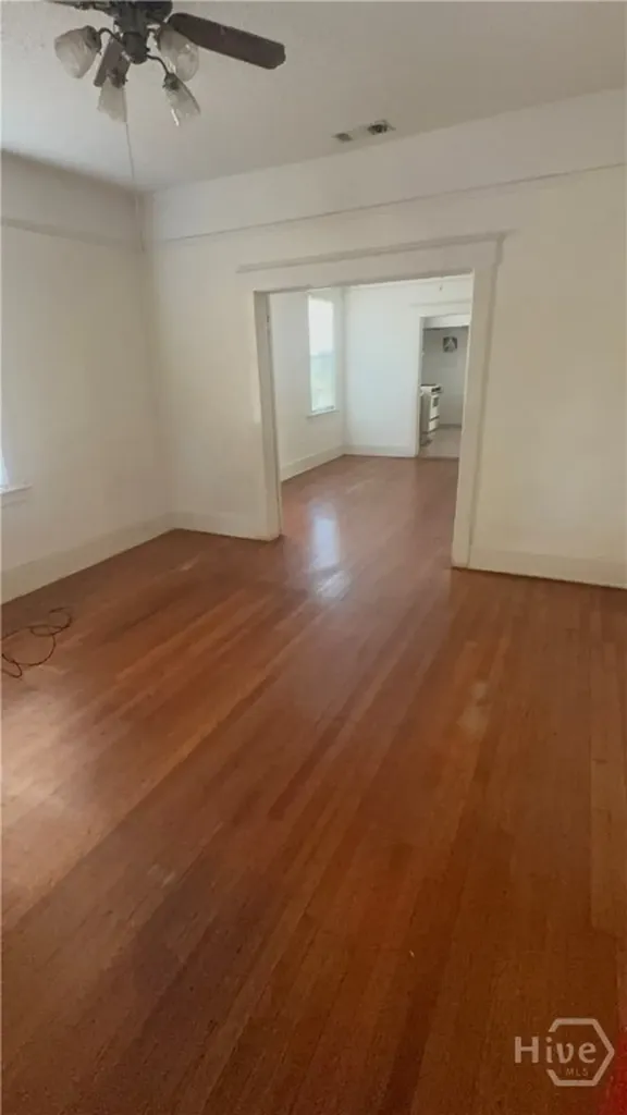 512 W 44th Street Savannah GA 31405
