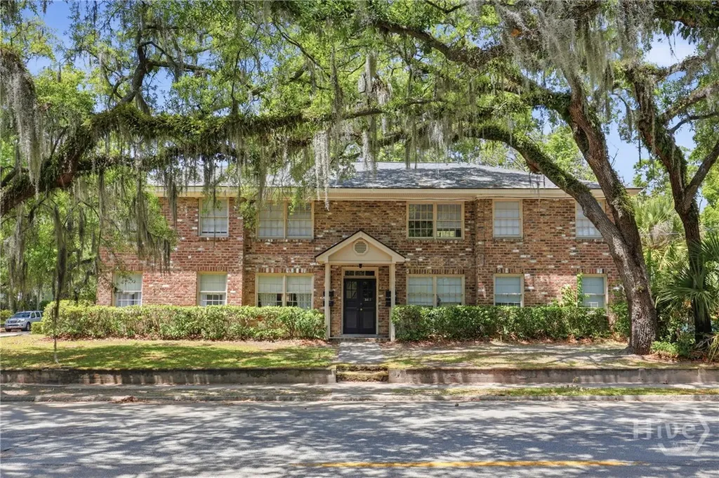 3411 Bull Street Savannah GA 31405