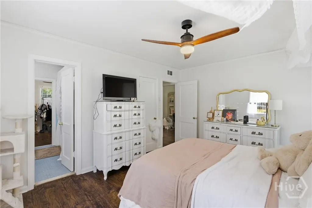3411 Bull Street Savannah GA 31405