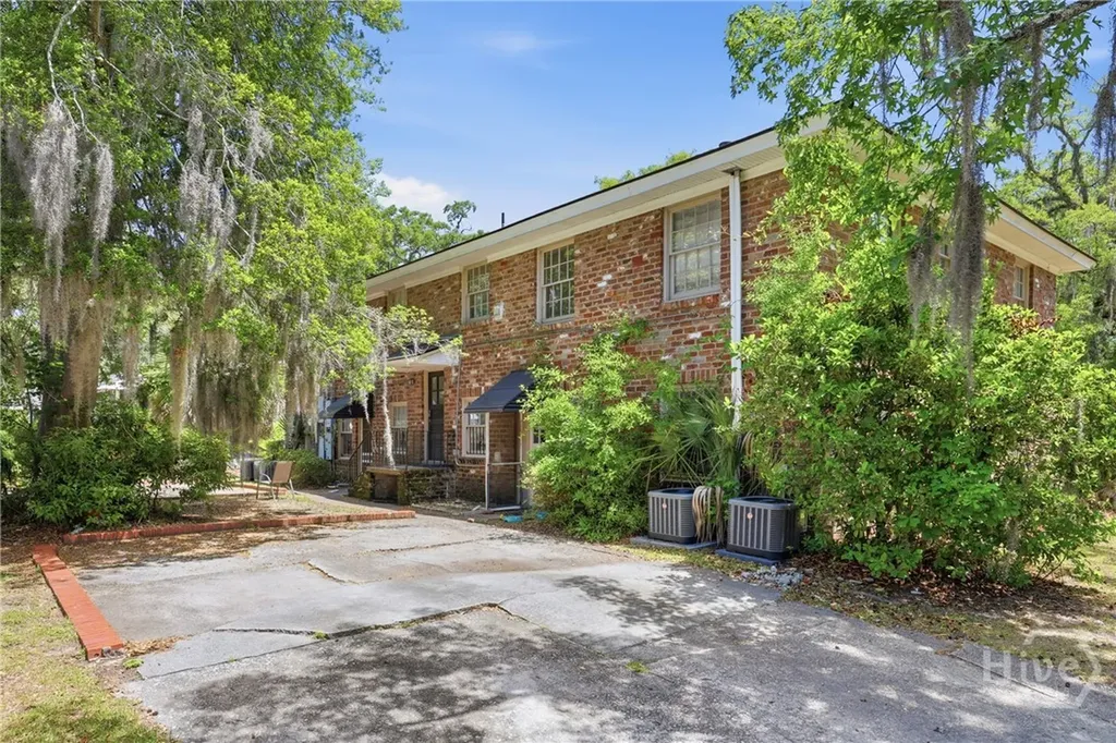 3411 Bull Street Savannah GA 31405
