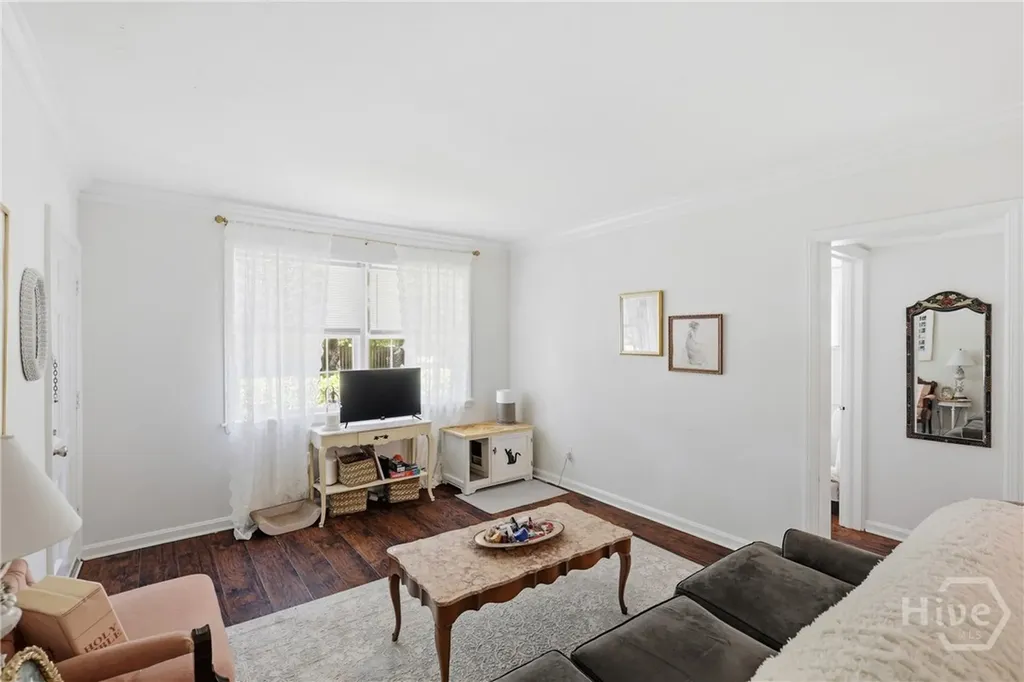 3411 Bull Street Savannah GA 31405